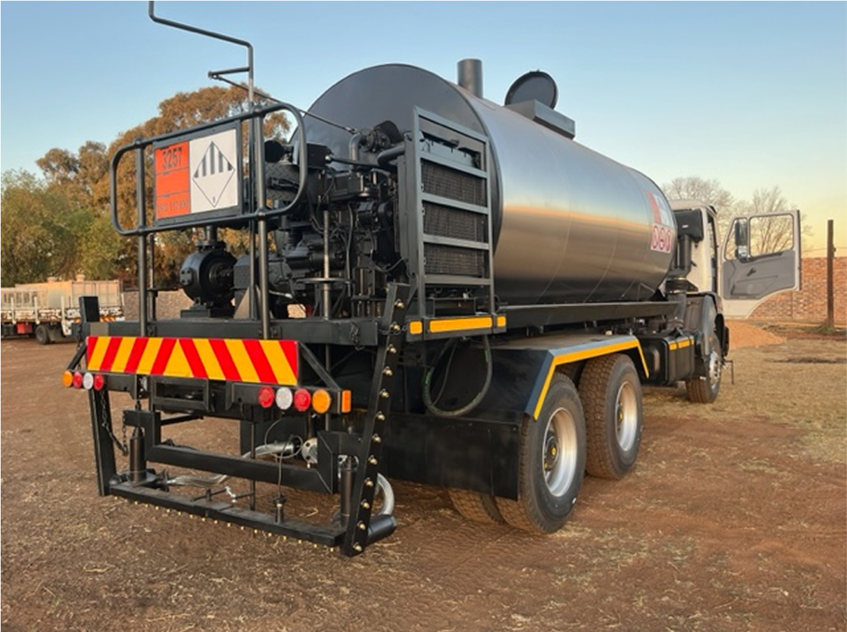 Bitumen Distributor Gallery 3